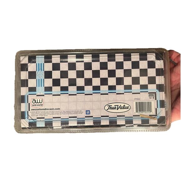 Auto World 1955 Chevy Custom 1:25 Scale TRUE VALUE 2009 NIB Diecast GM - Picture 4 of 5